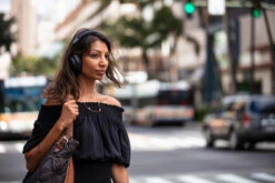 Bose Noise Cancelling Headphones 700 Zwart -Samsung || APPLE || Google Winkel 1344619 1