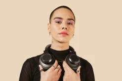 Fresh 'n Rebel Clam Elite Zwart -Samsung || APPLE || Google Winkel 1617049