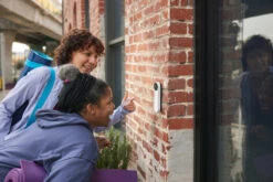 Google Pixel Tablet 128GB Wifi Creme En Dock Met Speaker + Nest Doorbell Battery -Samsung || APPLE || Google Winkel 1618464 1