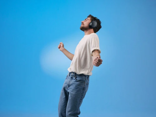 Sennheiser Momentum Wireless 4 Zwart + Bluebuilt Oplader 10 Sennheiser Momentum Wireless 4 Zwart + Bluebuilt Oplader - Afbeelding 8