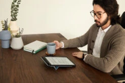 Kobo Elipsa Blauw + Back Cover + Stylus -Samsung || APPLE || Google Winkel 1823675