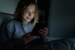 Kobo Nia + BlueBuilt Oplader -Samsung || APPLE || Google Winkel 1823683 1