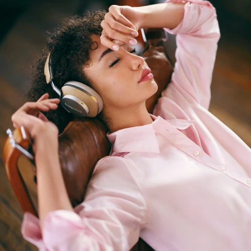 Bowers & Wilkins Px8 Bruin 7 Bowers & Wilkins Px8 Bruin - Afbeelding 5