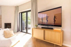 BlueBuilt Vaste Muurbeugel 32-55" Zwart -Samsung || APPLE || Google Winkel 1840777