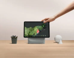 Google Pixel Tablet 256GB Wifi Grijs En Oplaaddock Met Speaker + BlueBuilt Screenprotector 20 Google Pixel Tablet 256GB Wifi Grijs En Oplaaddock Met Speaker + BlueBuilt Screenprotector -Samsung || APPLE || Google Winkel 1917812 17