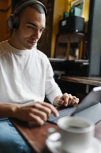 JBL Tune 670NC Zwart 18 JBL Tune 670NC Zwart - Afbeelding 16