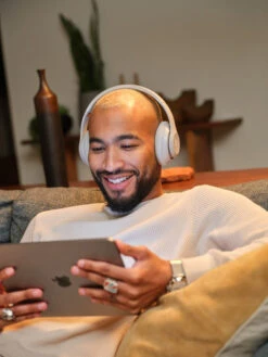 Beats Studio Pro Creme -Samsung || APPLE || Google Winkel 1952185