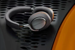 Bowers & Wilkins Px8 McLaren -Samsung || APPLE || Google Winkel 1958040